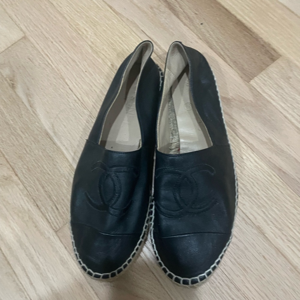 Chanel lambskin espadrilles 37 black